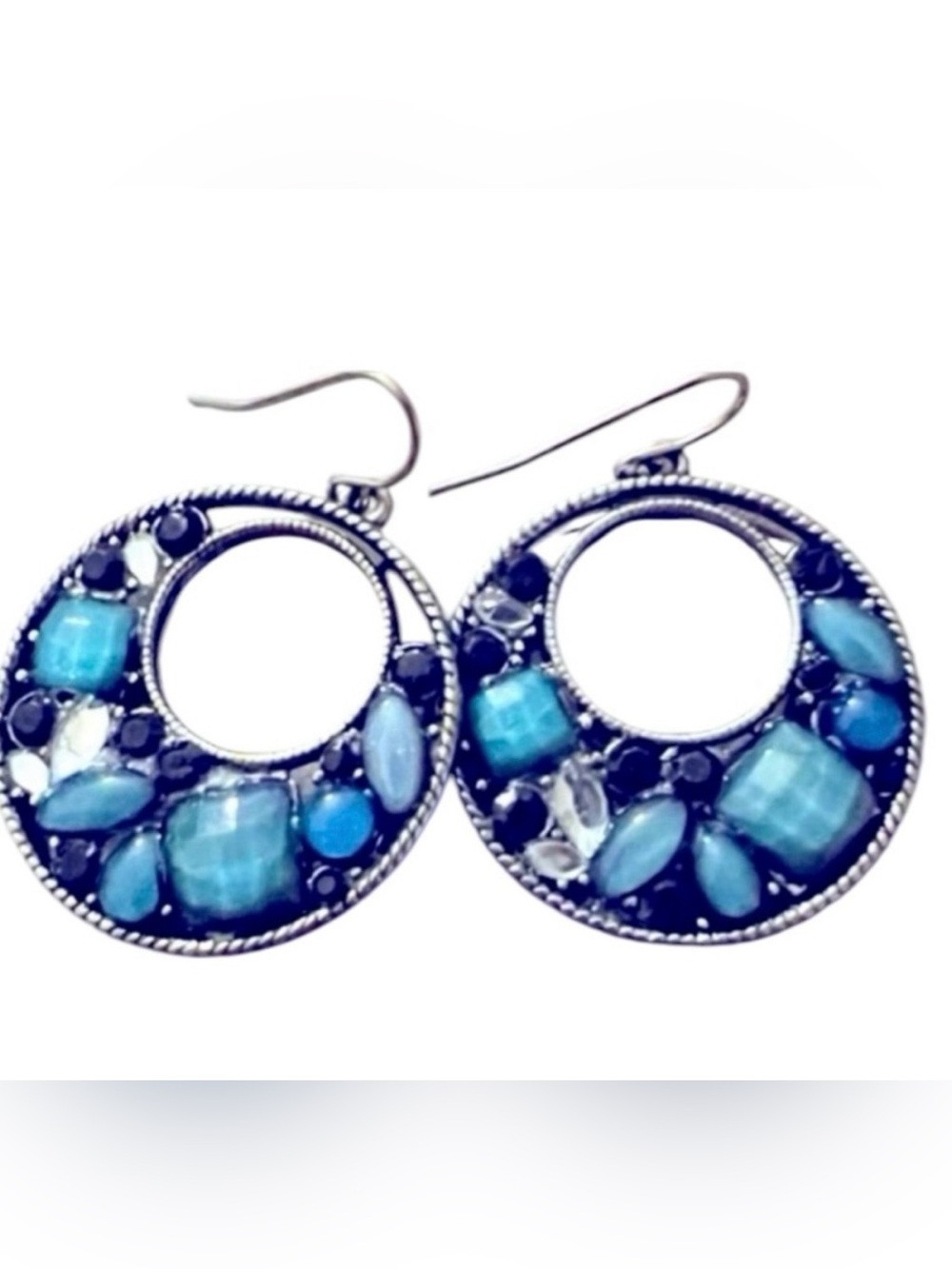 Y2K Francesca’s (90’s) Blue Mosaic round crystal pierced rhinestone earrings